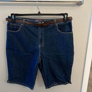 COPY - Bermuda “Amanda” dark blue Jean shorts